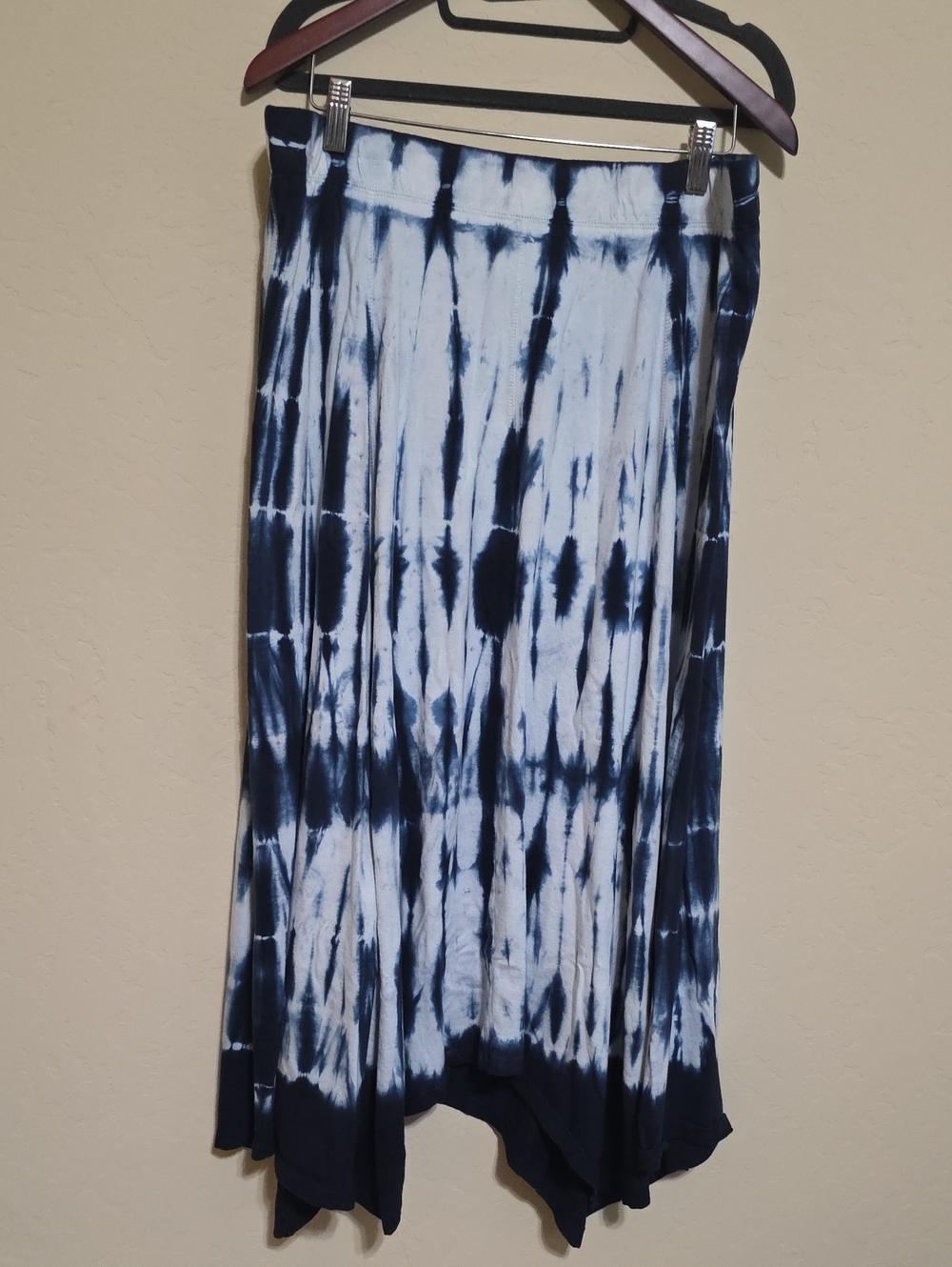 Avenue Navy and White Tie-Dye High-Low Midi Skirt Sz 14/16